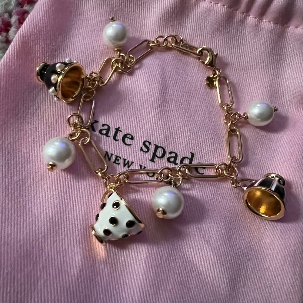 Charm bracelet